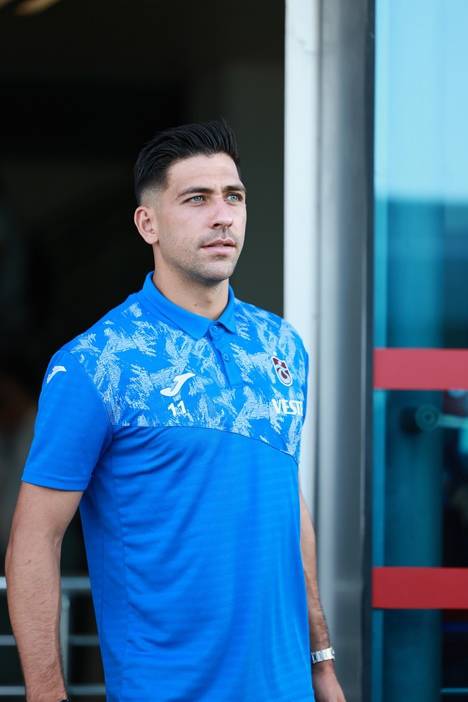 Trabzonspor Galatasaray maçı için İstanbul'a gitti 17